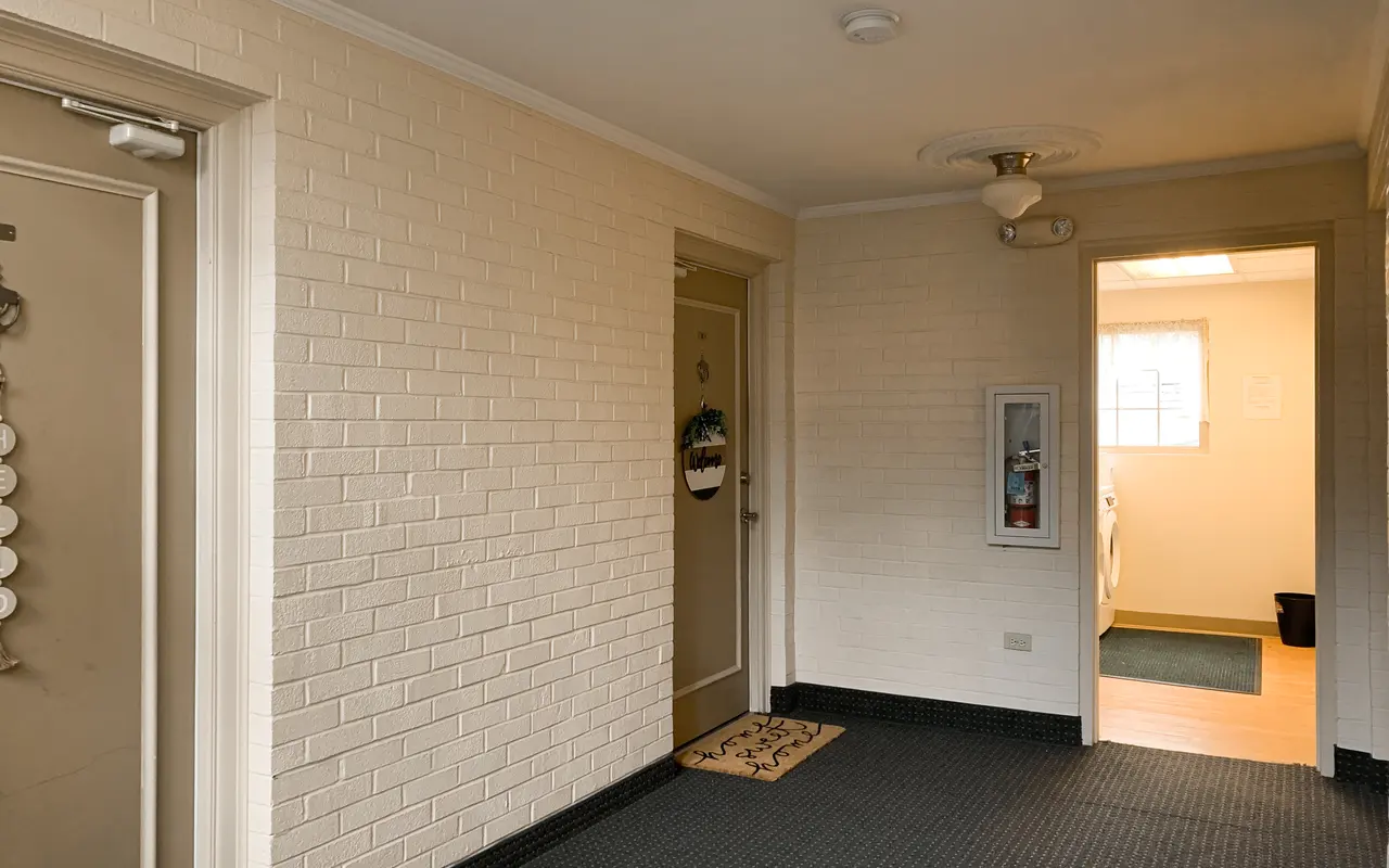 Riverview Club - Corner, Interior Design, Indoors