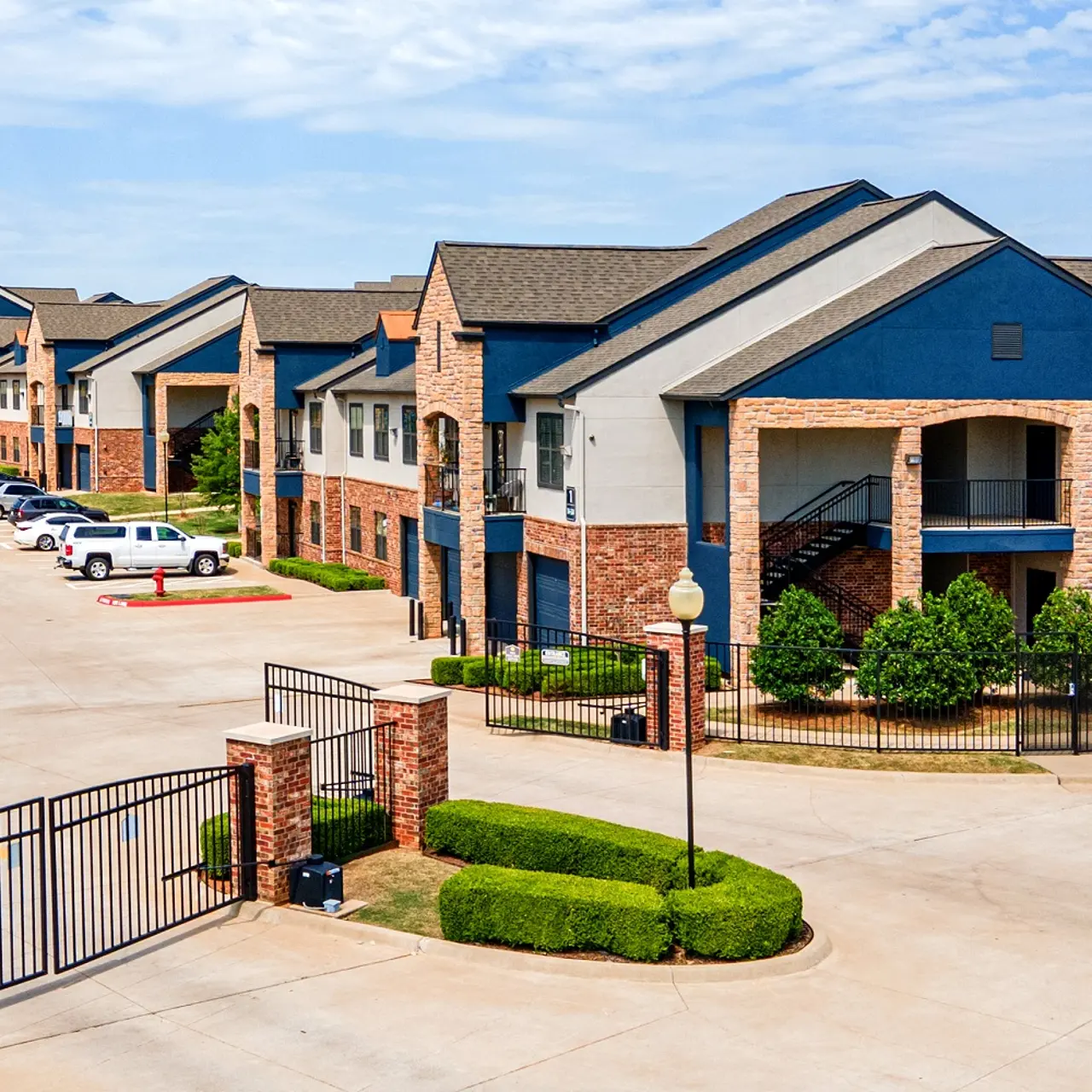 Brandon Place Apartments - Urban