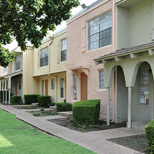 Garland Oaks Apartments - Neighborhood, City, Condo