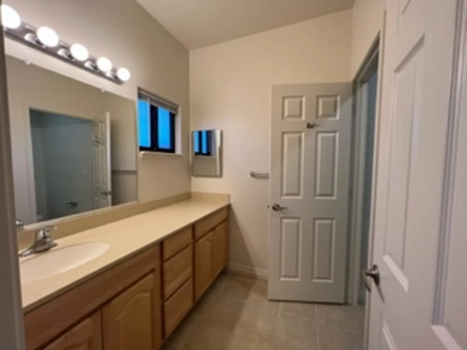 Desert Oasis Communities Desert Oasis Communities - Corner, Indoors, Interior Design