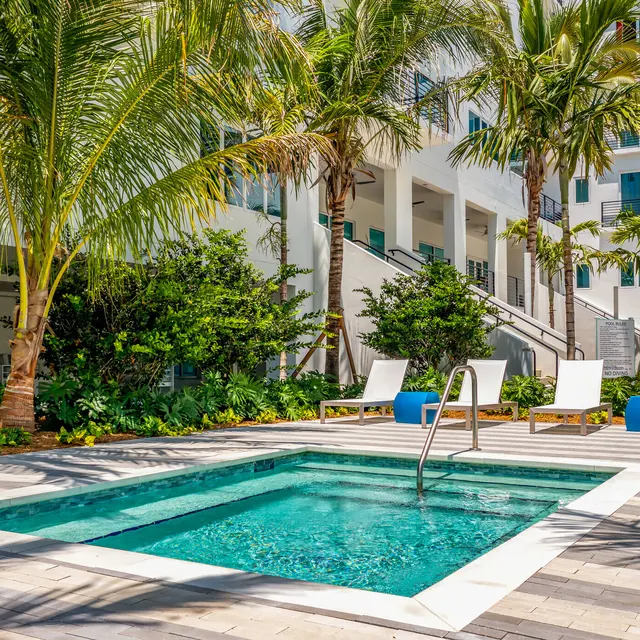 Marina Walk - Hotel, Pool, Water