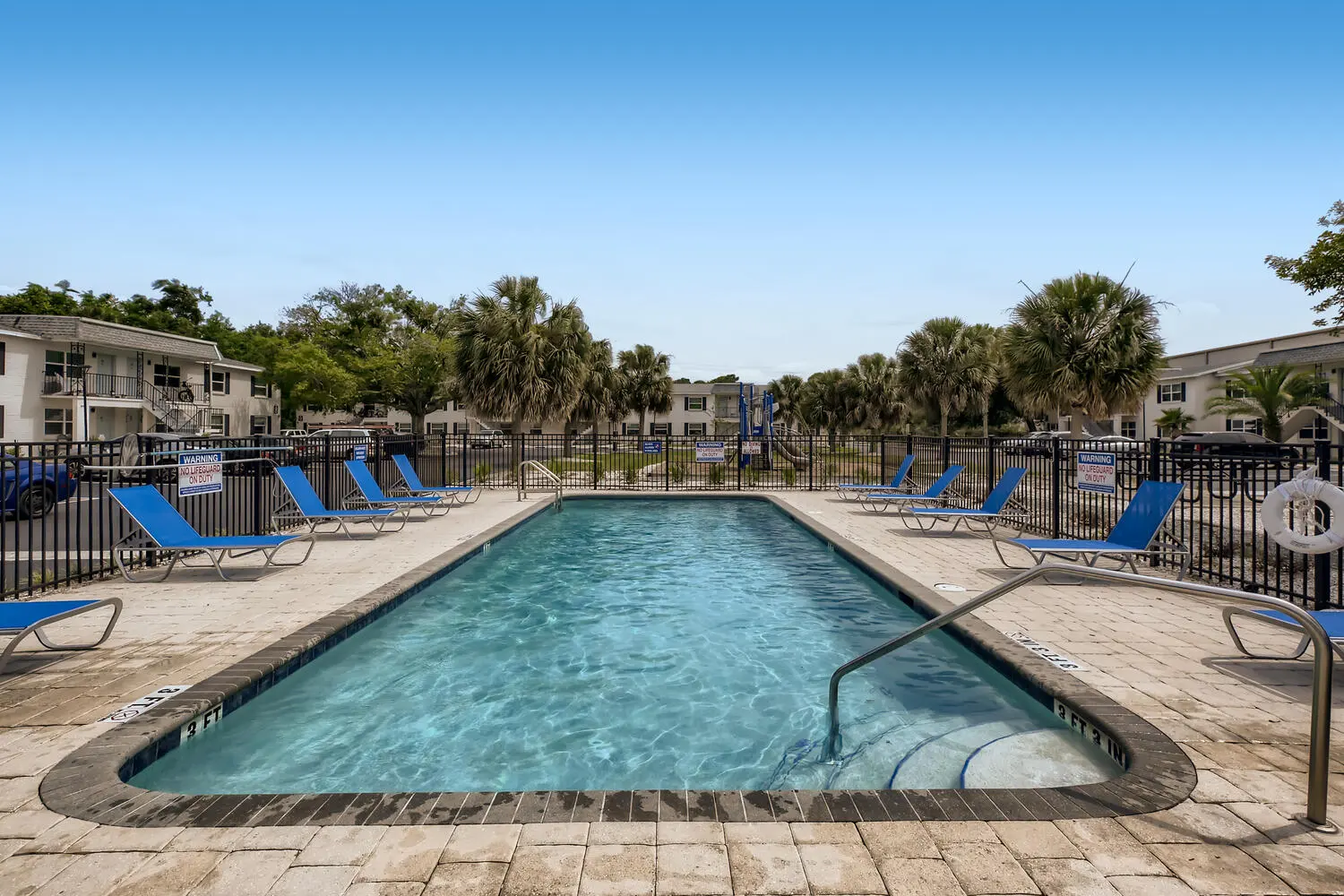 Seaside Apartments​ - Pool, Hotel