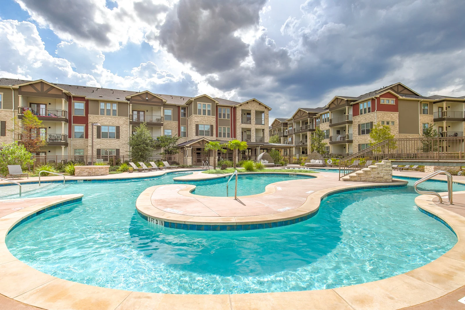 Park at Crystal Falls Park at Crystal Falls - Building, Hotel