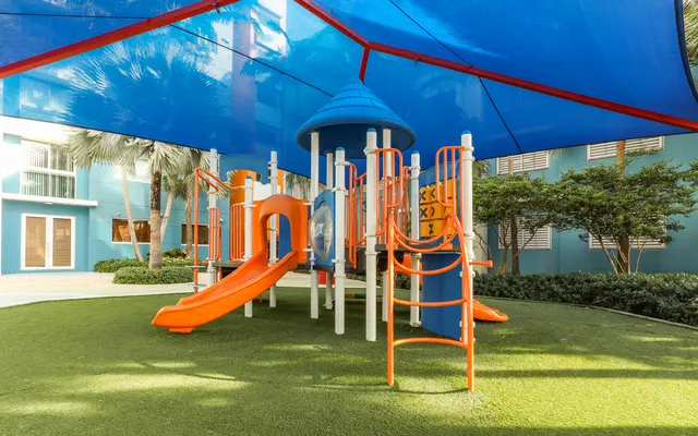 Pinnacle Square Apartments - Play Area