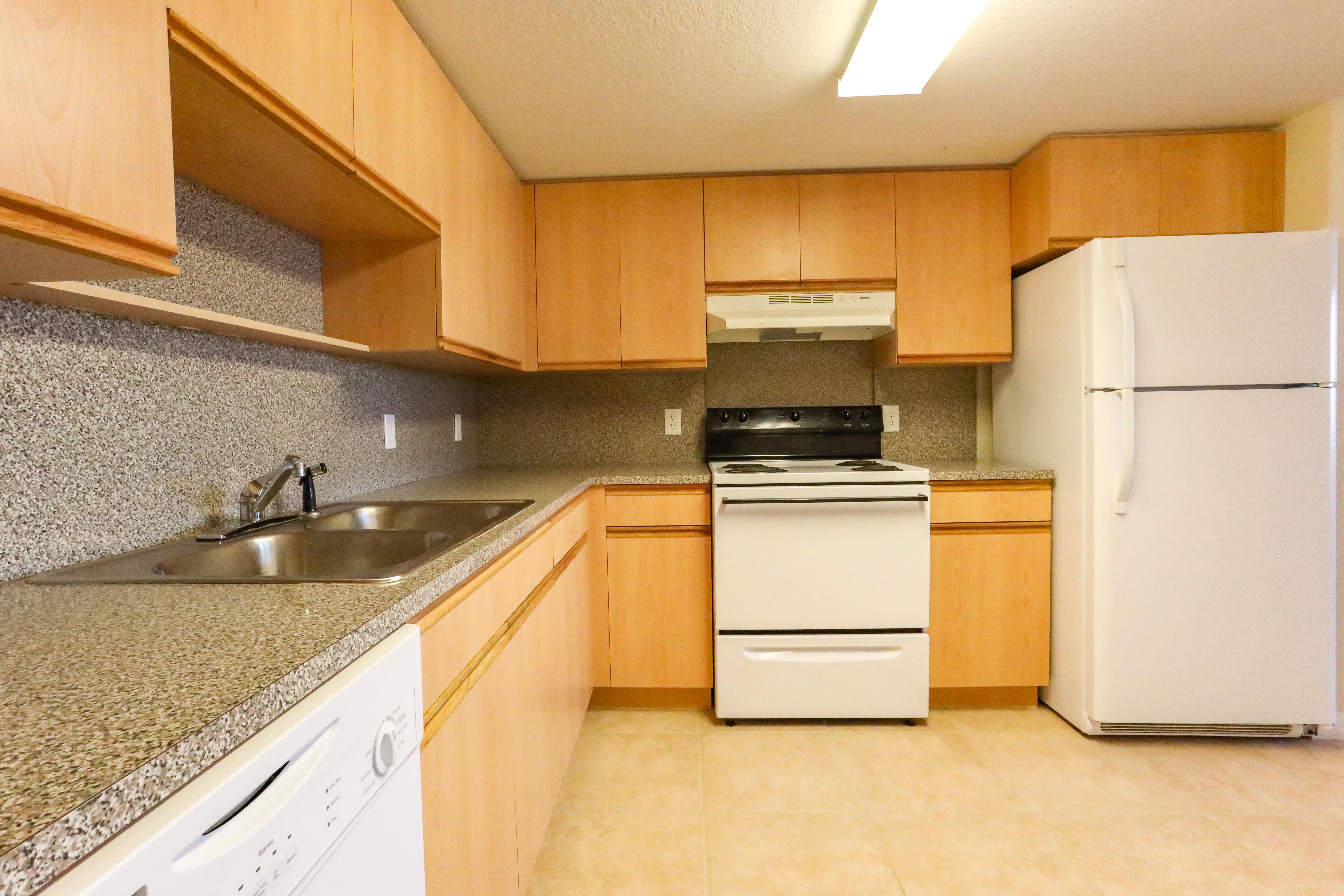 Golden Square & Villas Apts Kitchen