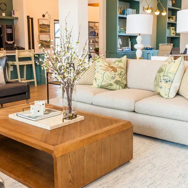 Magnolia Point Cottages - Coffee Table, Furniture, Table