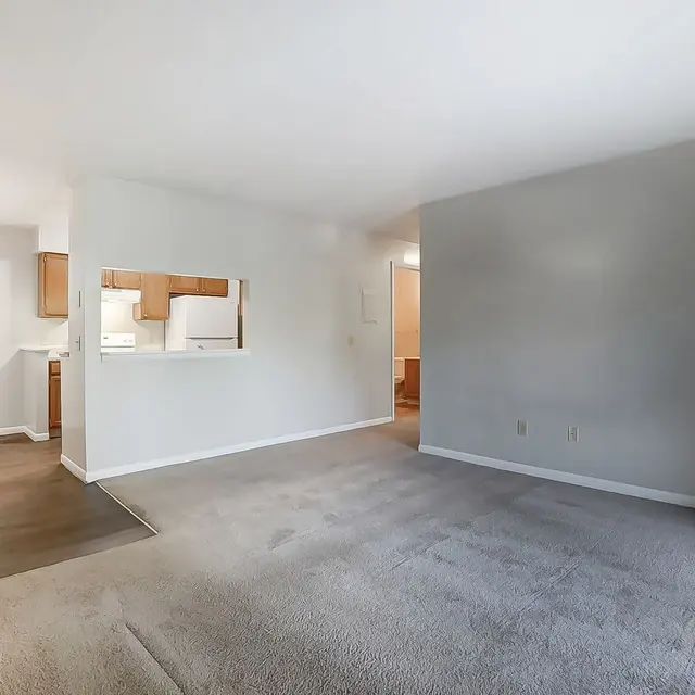 Vista Pointe - Floor, Corner, Indoors