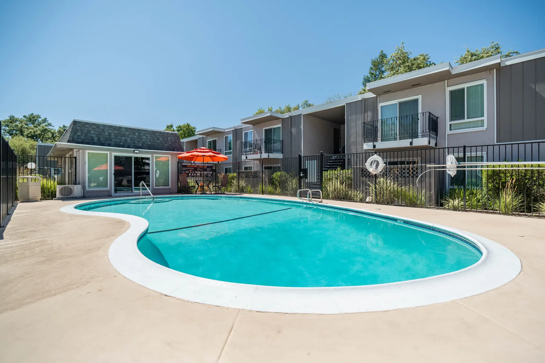 Creekside Oaks - House, Housing, Villa