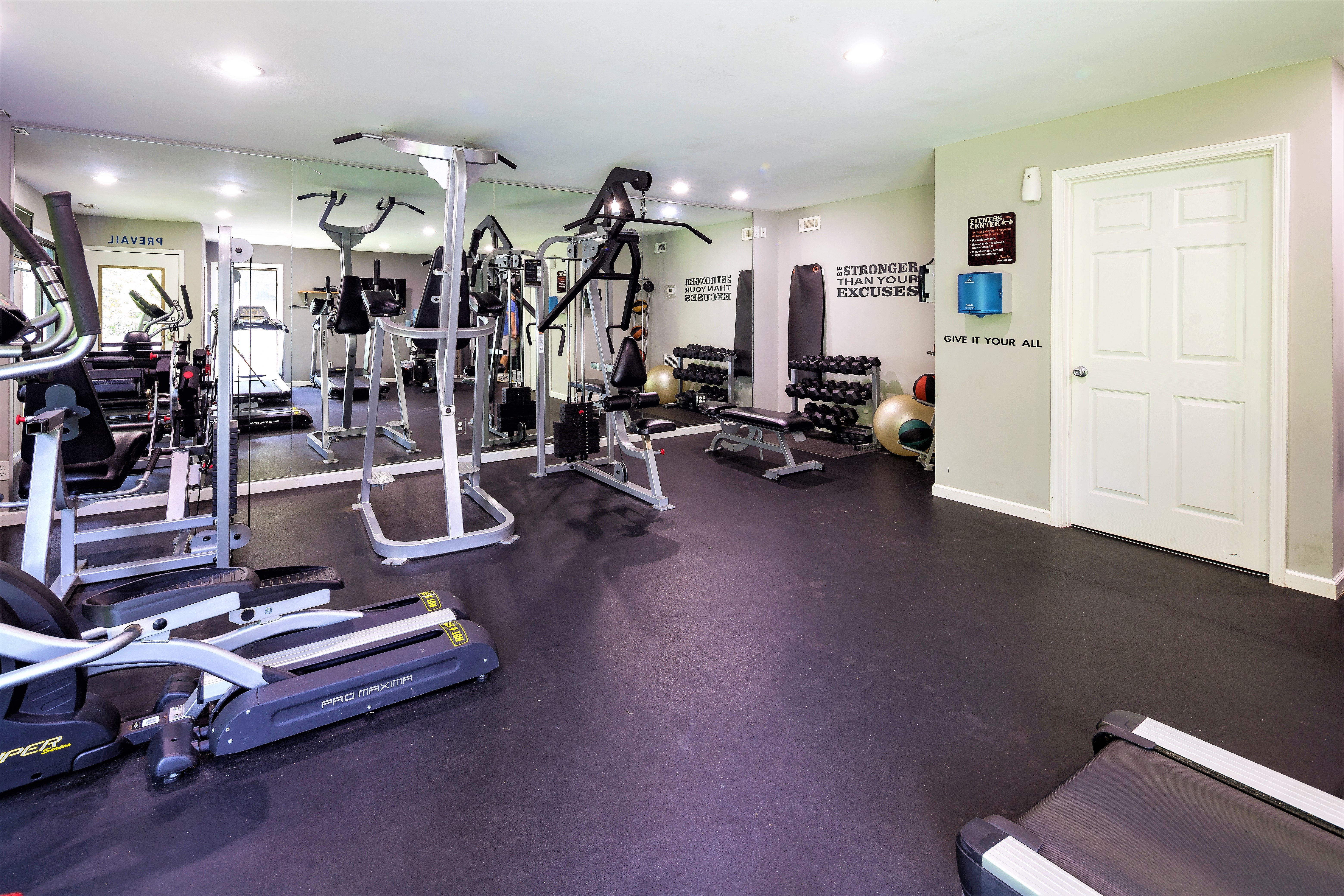 Brandy Mill - Fitness, Working Out, Sport