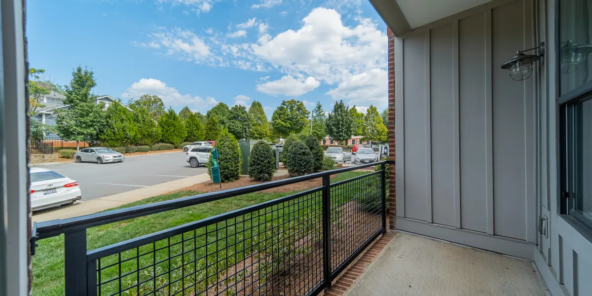 Asbury Flats - Spacious Homes