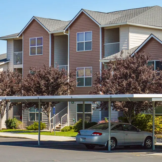 Sterling Ridge - Shelter, Car, Neighborhood