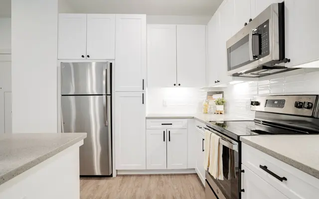 The 1906 at Bishop Ridge - Indoors, Interior Design, Kitchen