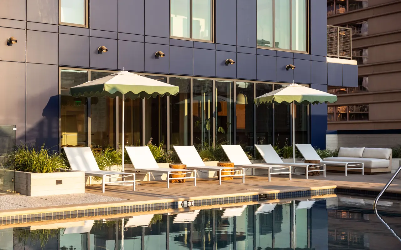 The Waller The Waller - Pool, Water, Chair