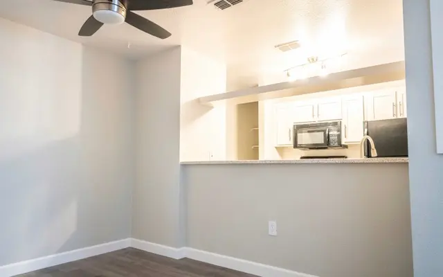 Tahoe at Fair Oaks - Corner