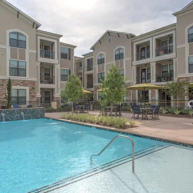 Lafayette Plaza - City, Condo, Hotel