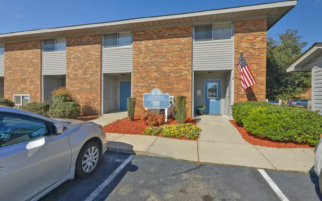 Glendale Townhomes Glendale Townhomes - City, Car, Wheel