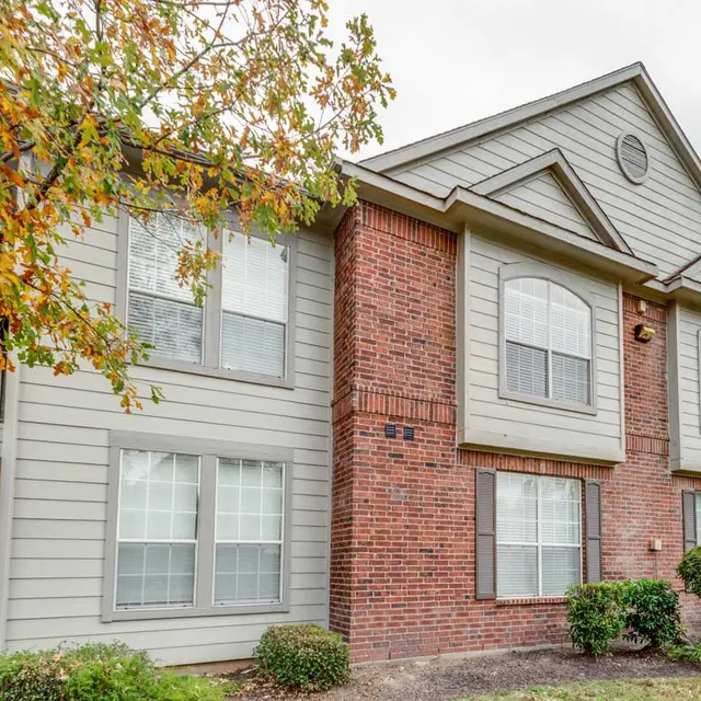 Shoreham - City, Housing