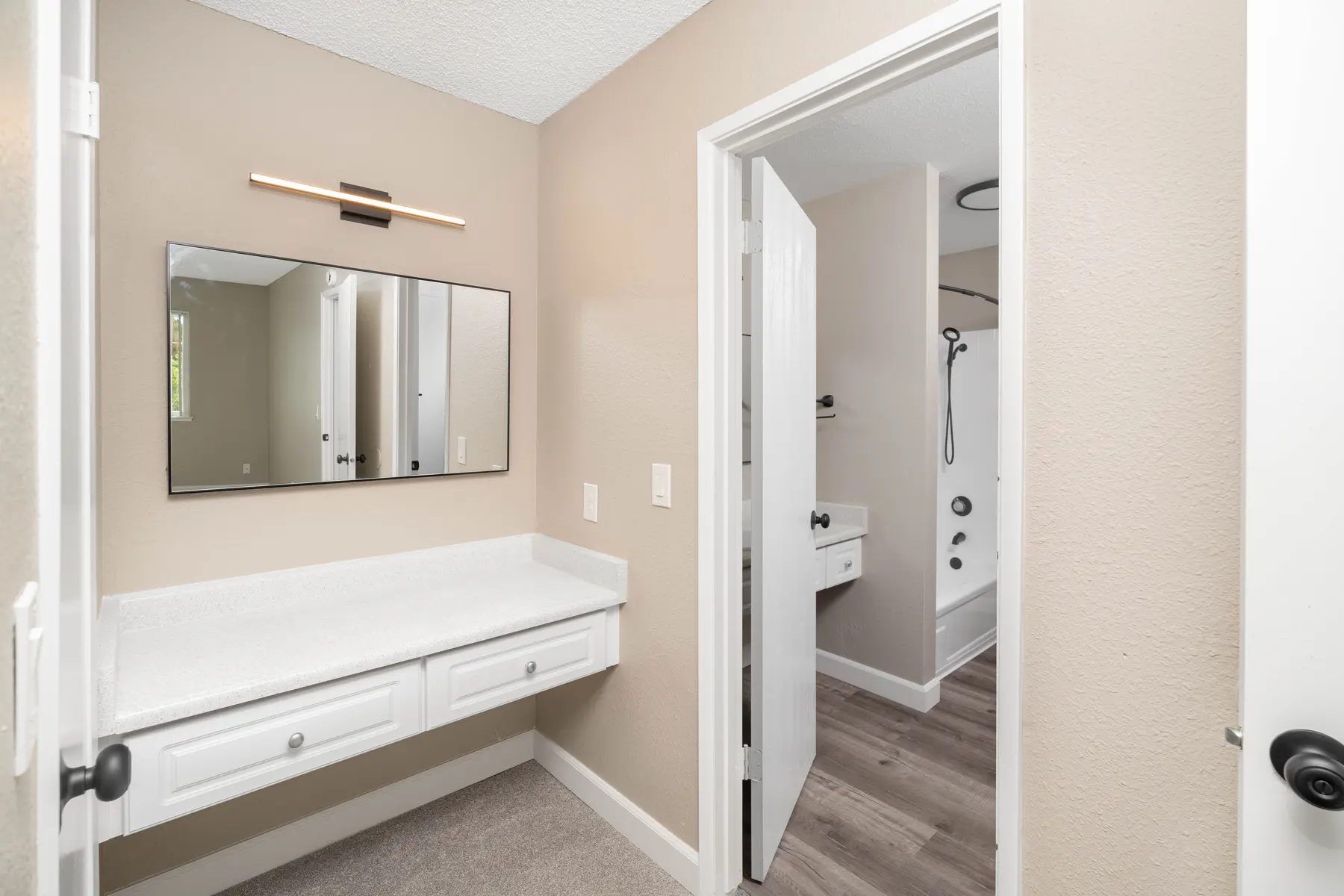 Parkview Apartments - Corner, Indoors, Interior Design