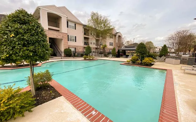 Lexington Place I II and III Lexington Place I II and III - Pool, Hotel, House