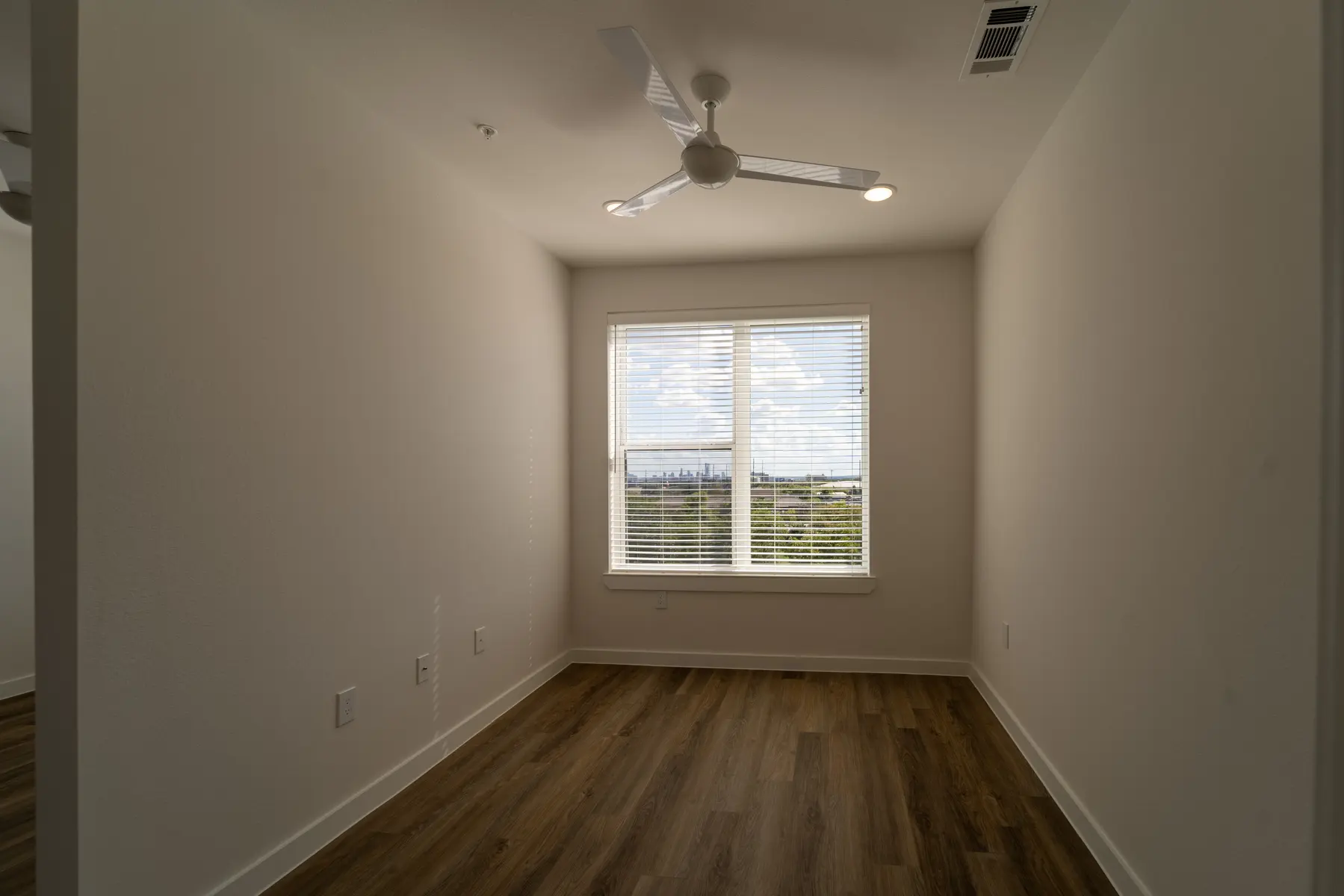 Ellis Highline - Floor, Flooring, Ceiling Fan