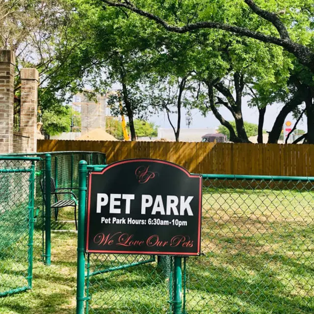 Stratton Park - Zoo, Grass, Outdoors