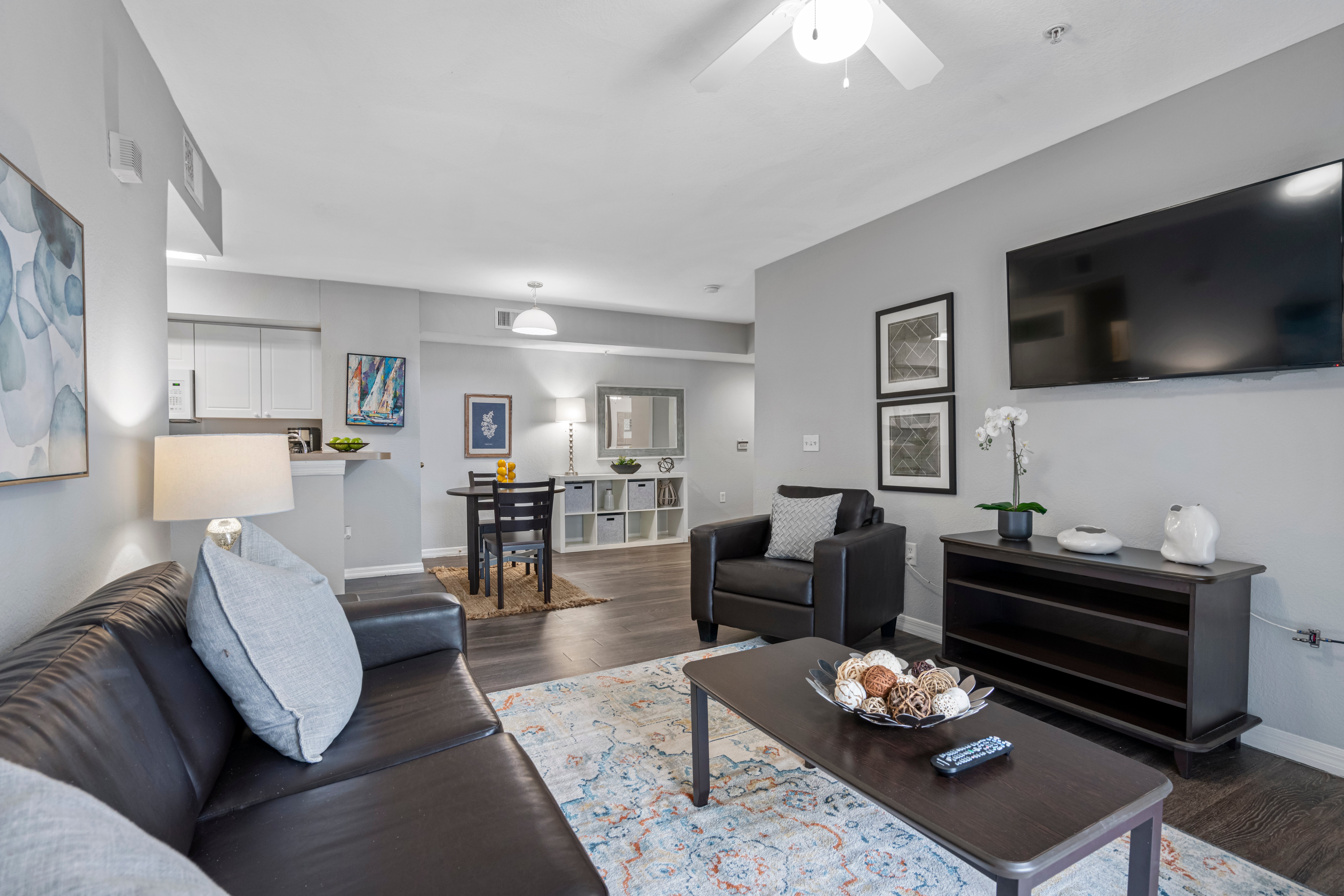 Vue Tampa - Home Decor, Furniture, Living Room