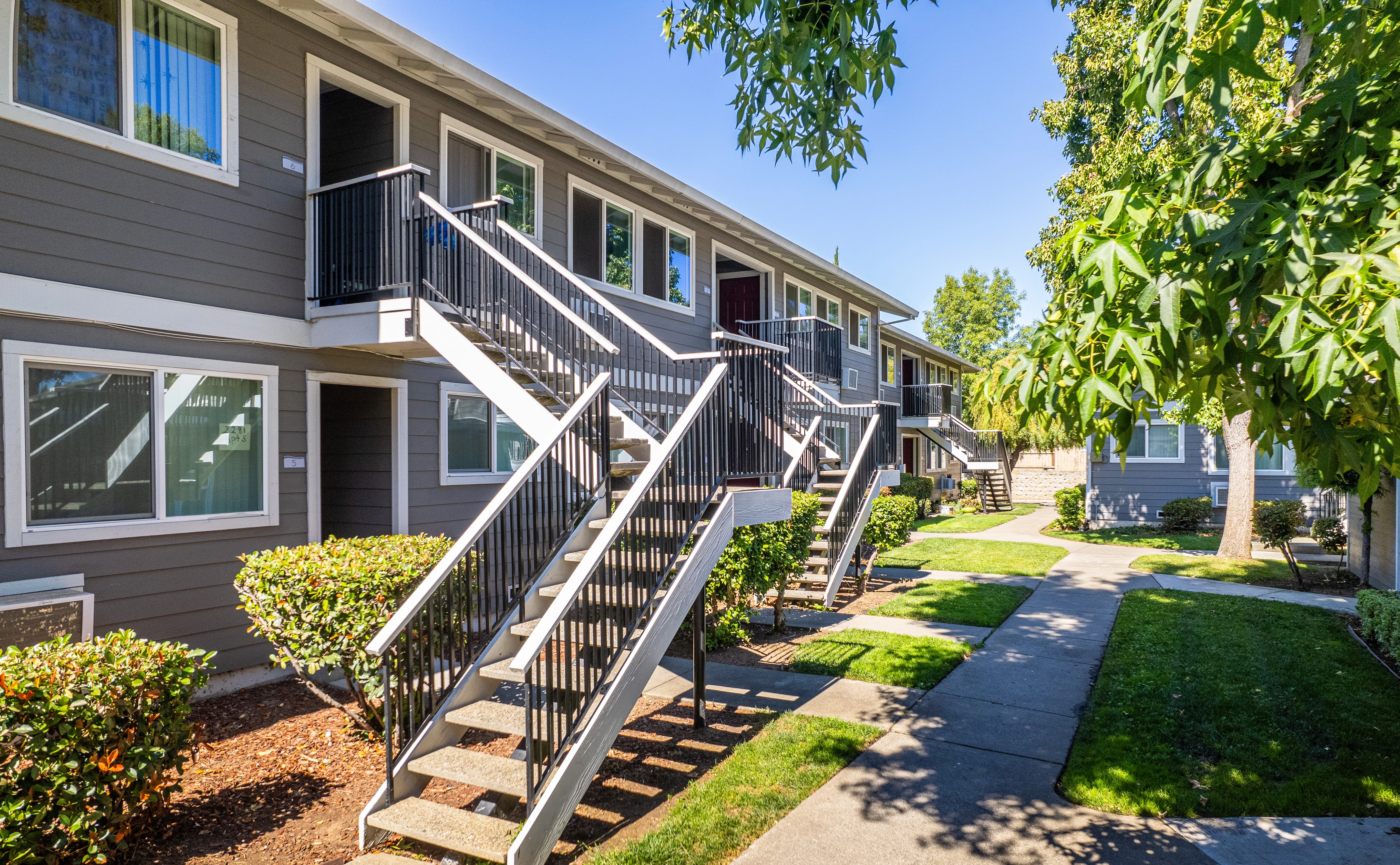 Peachwood Apartments - Neighborhood, Suburb, City