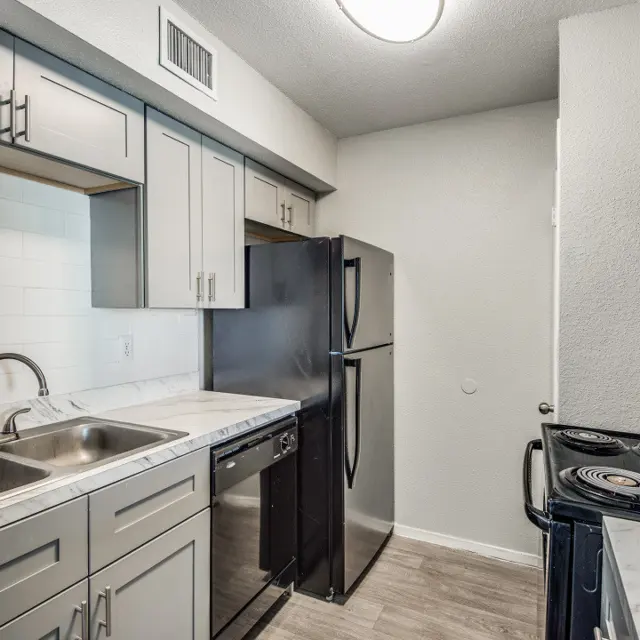 The Summit Apartments The Summit Apartments - Room, Indoors, Kitchen