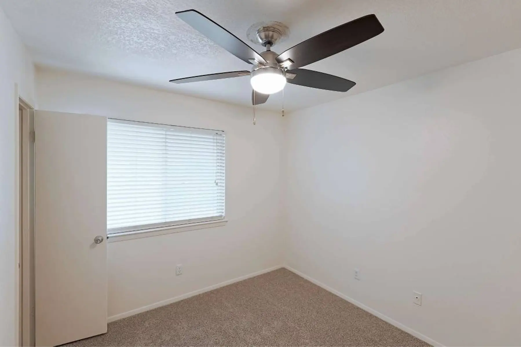 p2527061_Bridge_at_Bent_Tree_Two_Bed_One_Bath7_2_FloorPlan.jpg