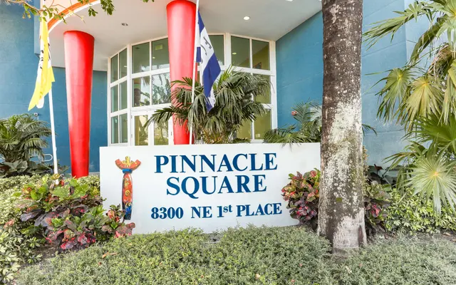 Pinnacle Square Apartments - Plant