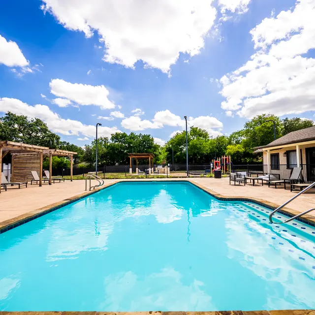 3200 Thousand Oaks Dr-32.jpg