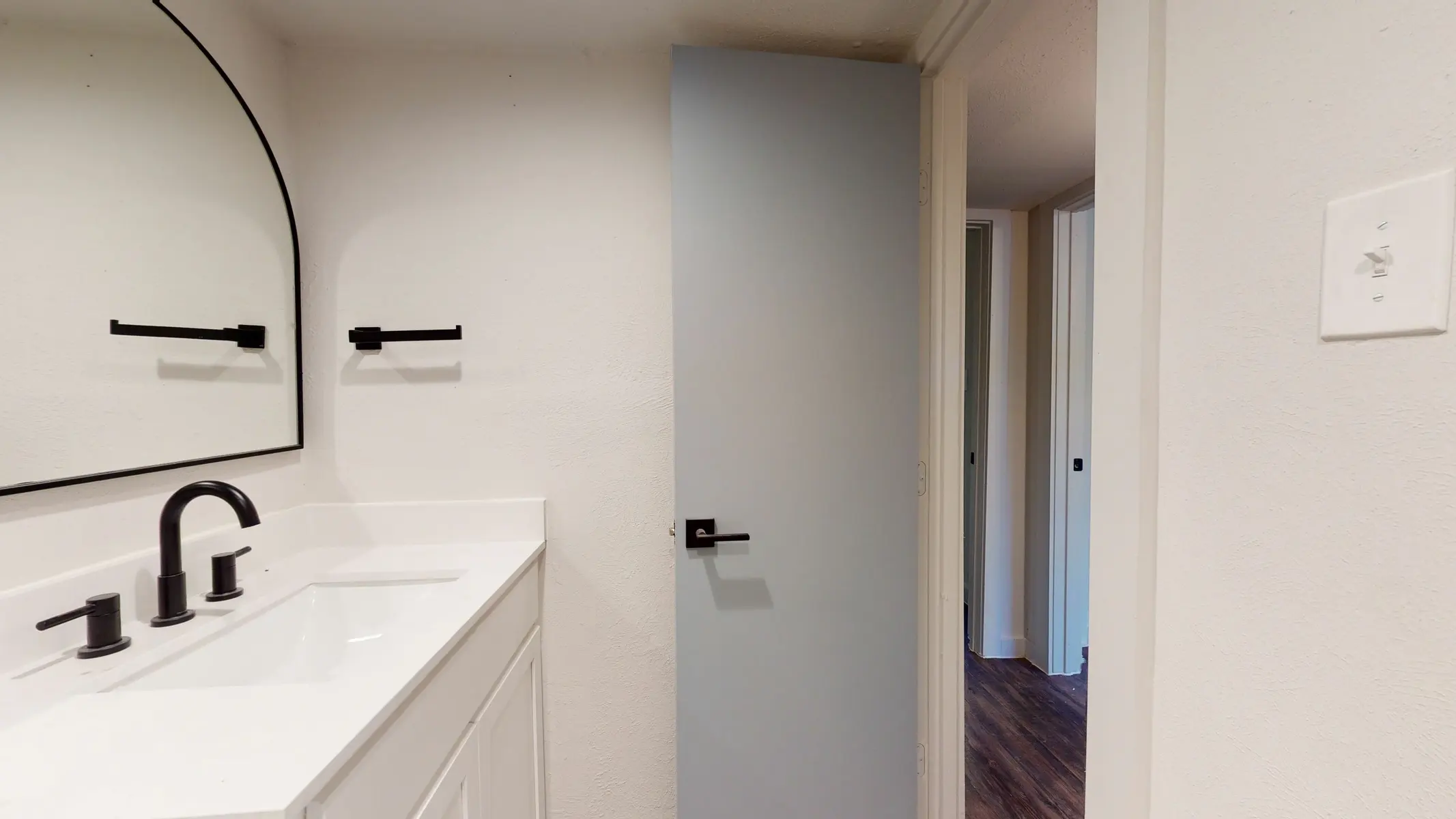 Pergola at Bishop Ridge - Kitchen, Sink, Cabinets