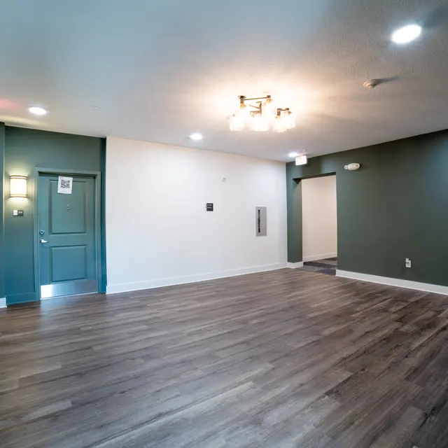 The Flats at Avalon Park Wesley Chapel - Indoors, Interior Design, Floor