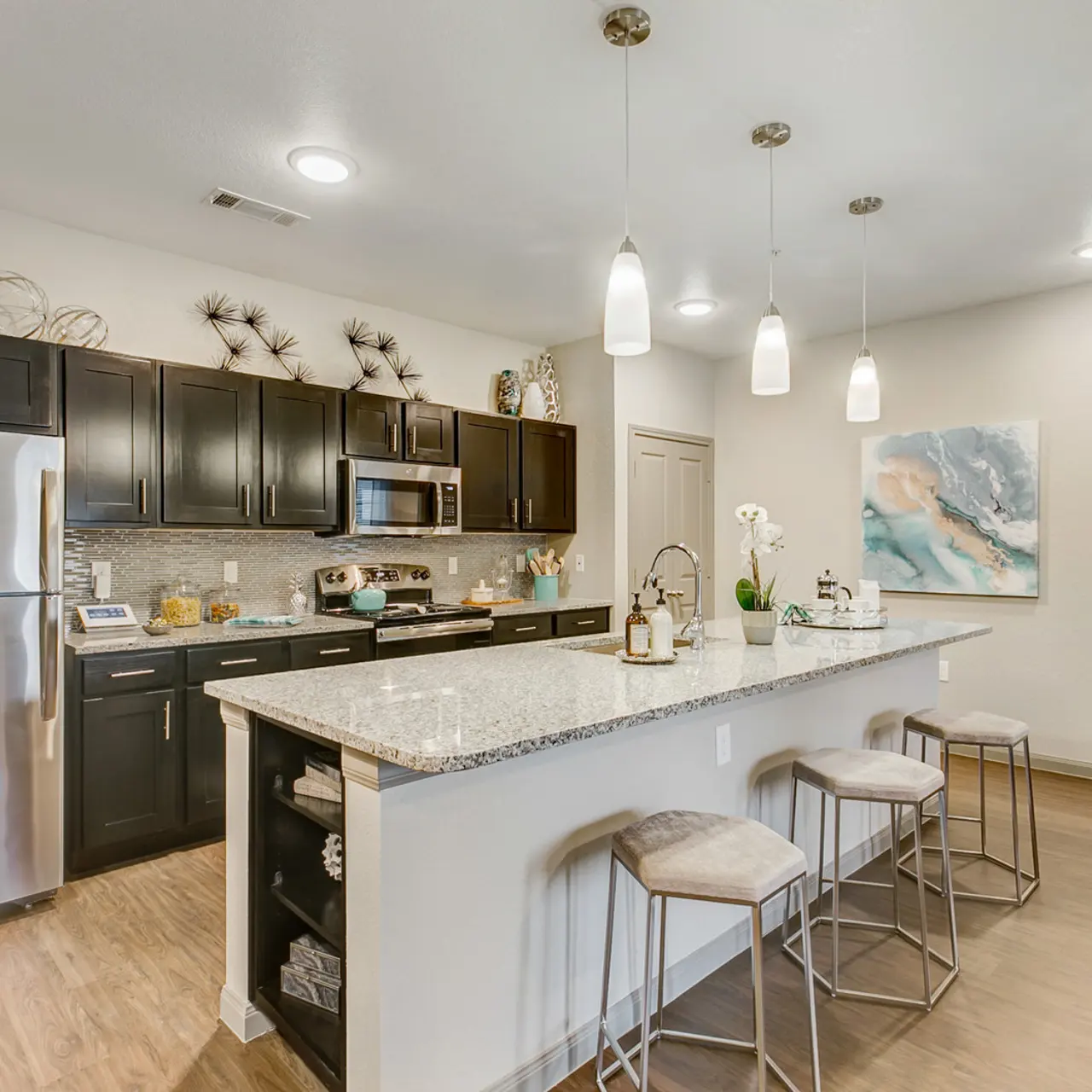 Park at Crystal Falls - Room