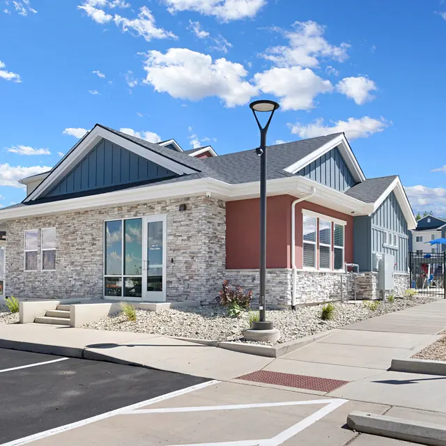 Cascade Springs Apartments - Neighborhood, Suburb, City