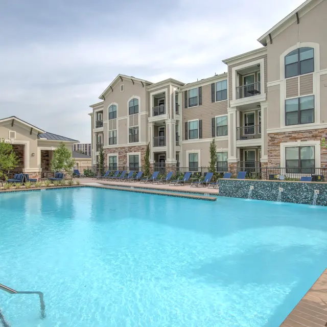 Lafayette Plaza - Pool, Water, Condo