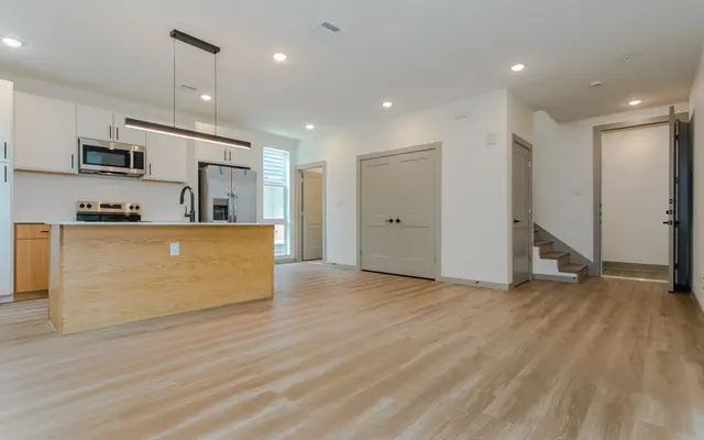 The Flats at 4001 The Flats at 4001 - Indoors, Interior Design, Floor