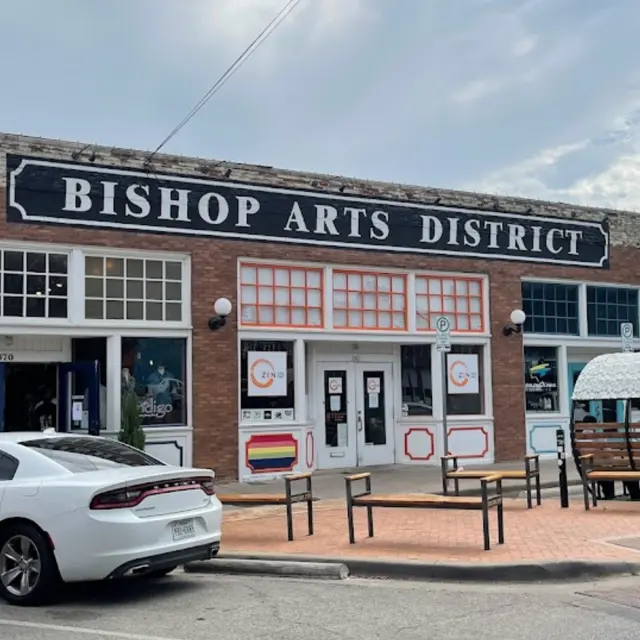 Bishop Arts SYNC at West Dallas - Car, Bench