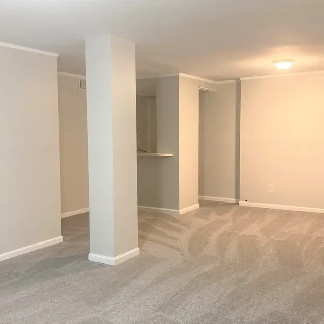 Harbor Ridge Koo - Corner, Floor, Flooring