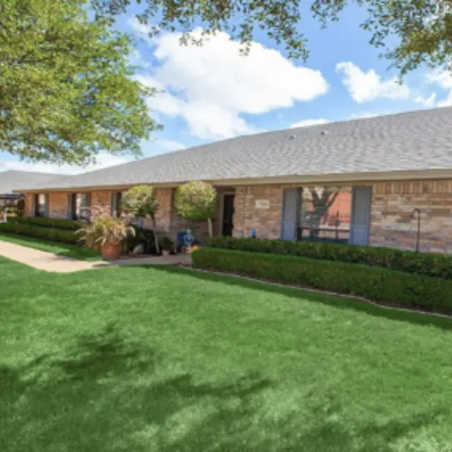 Crescent Village North and South - Grass, Plant, Lawn