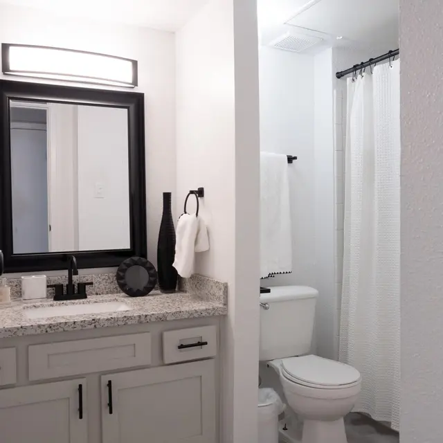 Skylar Pointe Apartments and Townhomes - Sink, Sink Faucet, Indoors