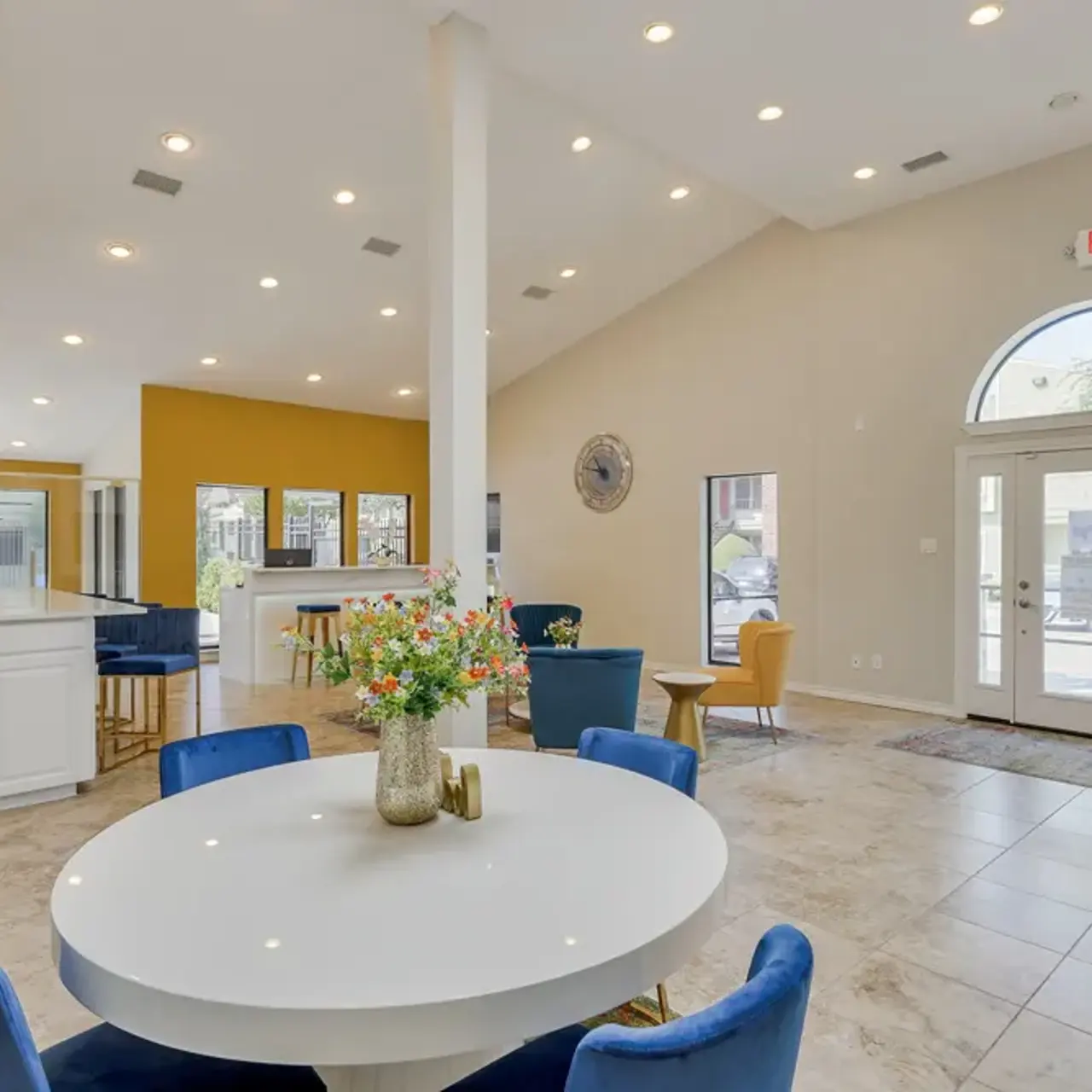 Dolce Vita at Three60 Apartments - Building, Foyer, Indoors