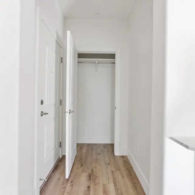 Cottonwood Village - Indoors, Interior Design, Floor