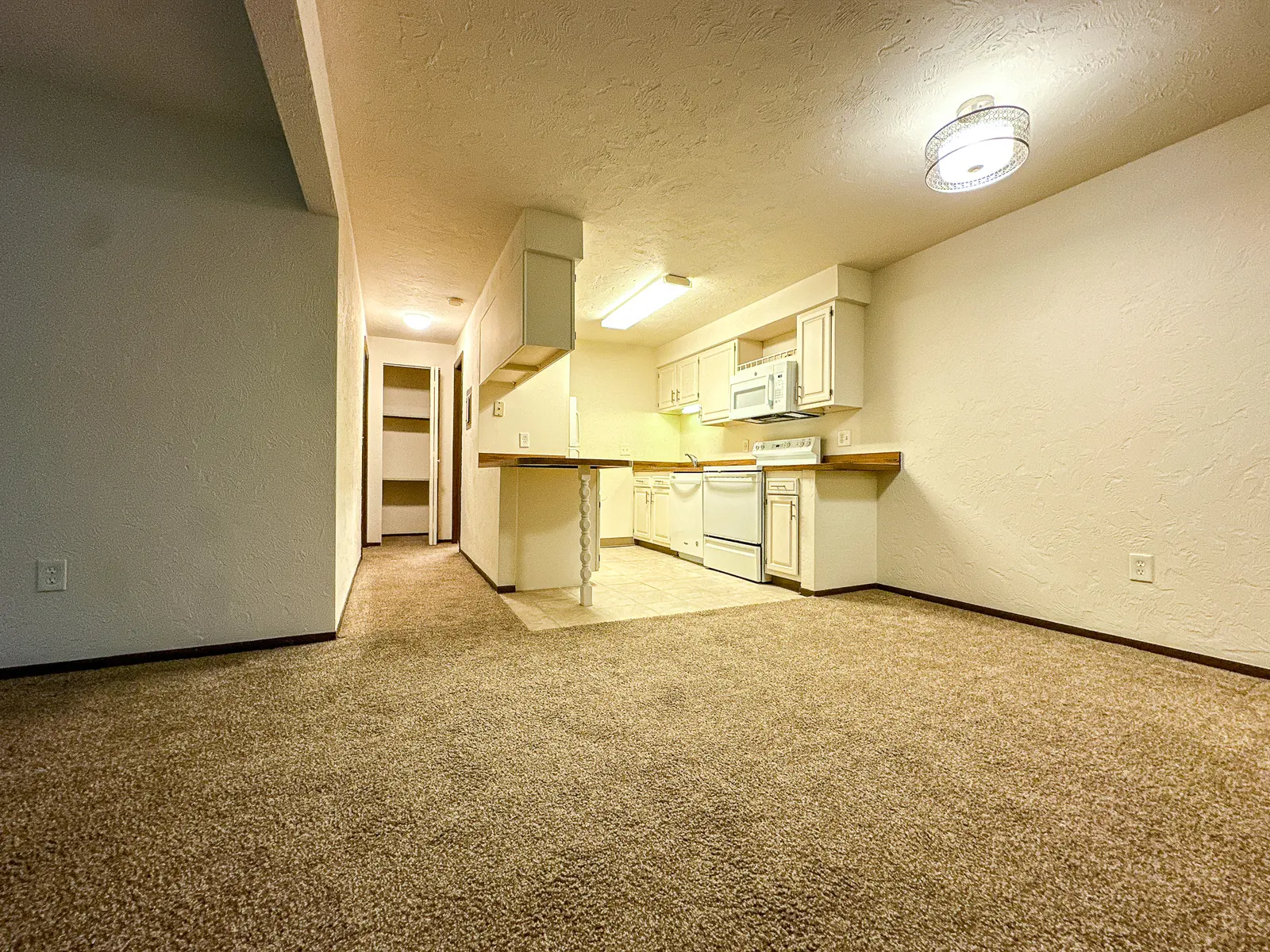 Academy Court - Floor, Flooring, Corner