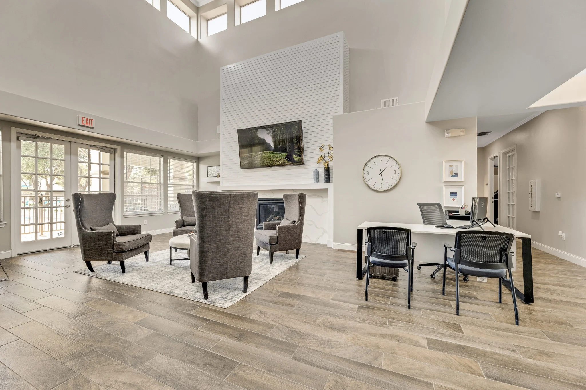 Cienega Linda - Flooring, Floor, Chair