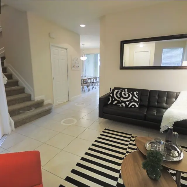 Virtual Tour 3BR, 2.5BA