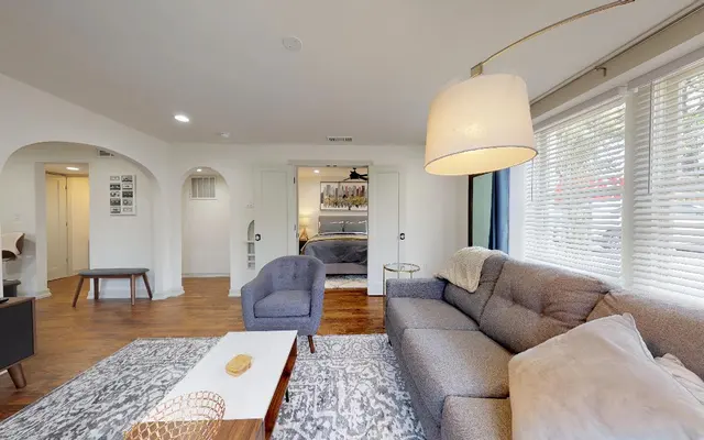 Bella Villa - Room, Wood, Couch