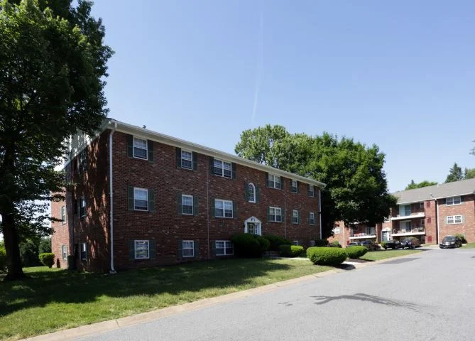 Stonehurst Garden - Building, Urban, Neighborhood