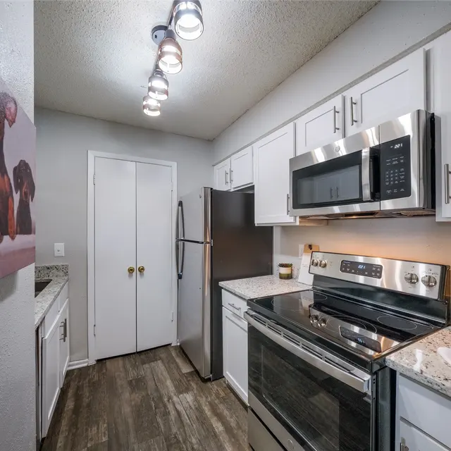 The Summit of Thousand Oaks - Indoors, Interior Design, Kitchen