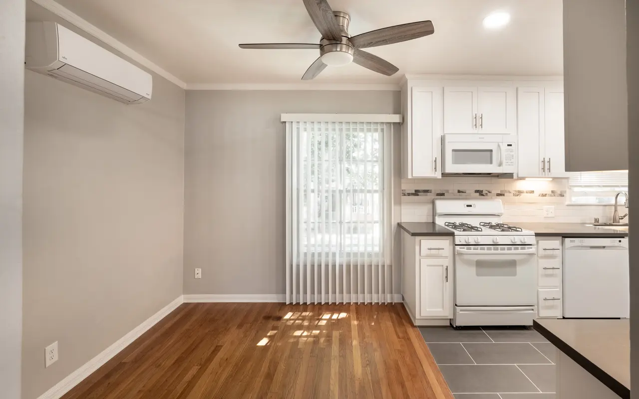 Fountain Gardens - Indoors, Interior Design, Floor